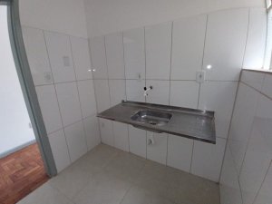 Apartamento com 60m², 1 dormitório no bairro Vila Ipiranga em Porto Alegre para Alugar