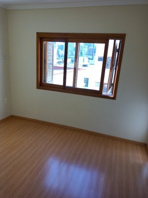 Apartamento com 75m², 2 dormitórios no bairro Petrópolis em Porto Alegre para Alugar