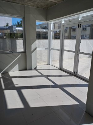 Salas/Conjuntos com 90m² no bairro Petrópolis em Porto Alegre para Alugar