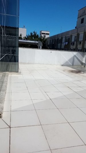 Salas/Conjuntos com 90m² no bairro Petrópolis em Porto Alegre para Alugar