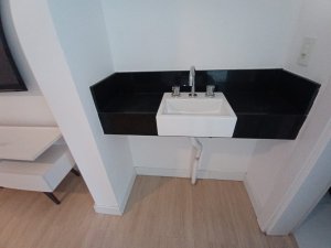 Apartamento com 37m², 1 dormitório no bairro Cidade Baixa em Porto Alegre para Alugar