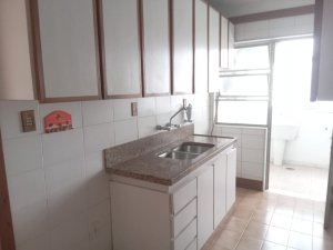 Apartamento com 77m², 2 dormitórios no bairro Mont Serrat em Porto Alegre para Alugar