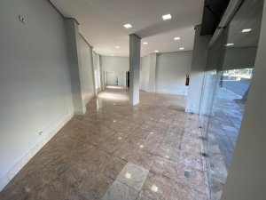 Loja com 113m² no bairro Petrópolis em Porto Alegre para Alugar
