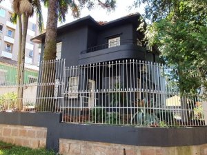 Casa comercial com 300m² no bairro Petrópolis em Porto Alegre para Alugar