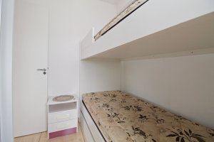 Apartamento com 50m², 3 dormitórios no bairro Humaitá em Porto Alegre para Alugar