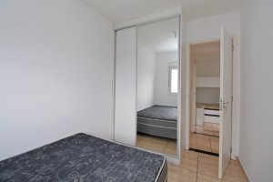 Apartamento com 50m², 3 dormitórios no bairro Humaitá em Porto Alegre para Alugar