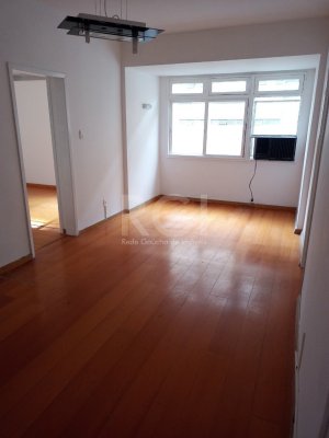 Apartamento com 100m², 3 dormitórios no bairro Bom Fim em Porto Alegre para Comprar