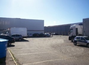 Galpão com 550m² no bairro Sarandi em Porto Alegre para Alugar