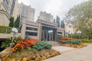 Apartamento com 108m², 3 dormitórios no bairro Jardim Europa em Porto Alegre para Alugar