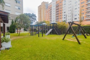 Apartamento com 108m², 3 dormitórios no bairro Jardim Europa em Porto Alegre para Alugar