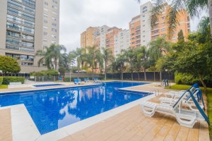 Apartamento com 108m², 3 dormitórios no bairro Jardim Europa em Porto Alegre para Alugar