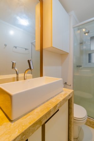Apartamento com 108m², 3 dormitórios no bairro Jardim Europa em Porto Alegre para Alugar