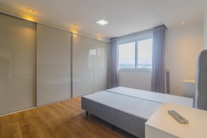 Apartamento com 108m², 3 dormitórios no bairro Jardim Europa em Porto Alegre para Alugar
