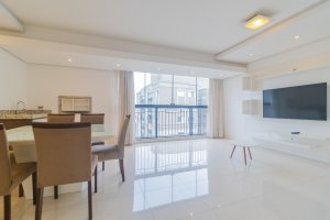 Apartamento com 108m², 3 dormitórios no bairro Jardim Europa em Porto Alegre para Alugar