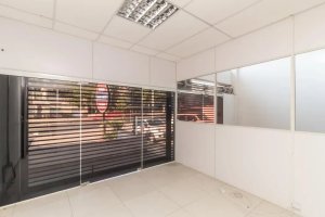 Loja com 275m² no bairro Vila Jardim em Porto Alegre para Alugar