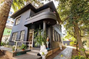 Casa comercial com 300m² no bairro Petrópolis em Porto Alegre para Alugar