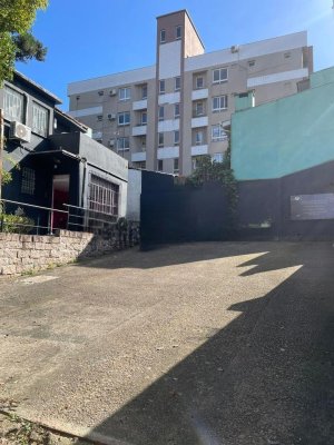 Casa comercial com 300m² no bairro Petrópolis em Porto Alegre para Alugar
