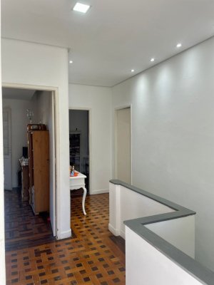 Casa comercial com 300m² no bairro Petrópolis em Porto Alegre para Alugar