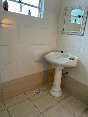 Casa comercial com 300m² no bairro Petrópolis em Porto Alegre para Alugar