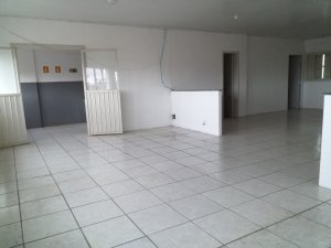 Galpão com 356m² no bairro Navegantes em Porto Alegre para Alugar