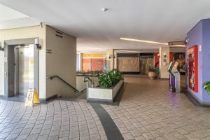 Loja com 70m² no bairro Cristal em Porto Alegre para Alugar