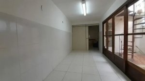 Casa com 235m², 3 dormitórios no bairro Floresta em Porto Alegre para Alugar