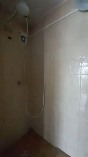 Casa com 235m², 3 dormitórios no bairro Floresta em Porto Alegre para Alugar