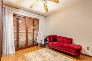 Casa com 500m², 5 dormitórios no bairro Cristal em Porto Alegre para Alugar