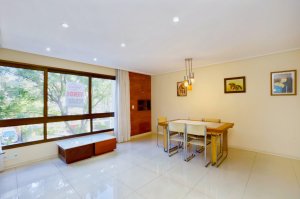 Apartamento com 91m², 3 dormitórios no bairro Petrópolis em Porto Alegre para Alugar