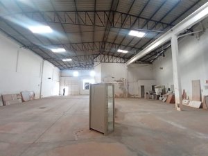 Galpão com 447m² no bairro Floresta em Porto Alegre para Alugar