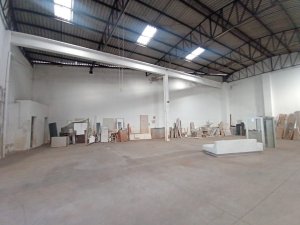 Galpão com 447m² no bairro Floresta em Porto Alegre para Alugar