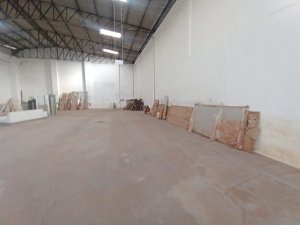 Galpão com 447m² no bairro Floresta em Porto Alegre para Alugar