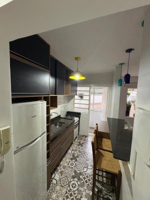 Apartamento com 47m², 1 dormitório no bairro Medianeira em Porto Alegre para Alugar