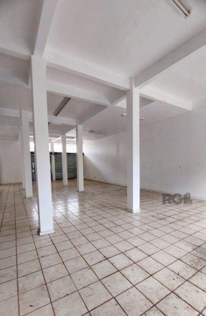 Loja com 250m² no bairro Glória em Porto Alegre para Alugar