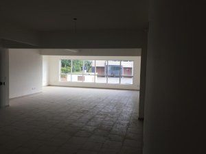 Galpão com 1.300m² no bairro Sarandi em Porto Alegre para Alugar