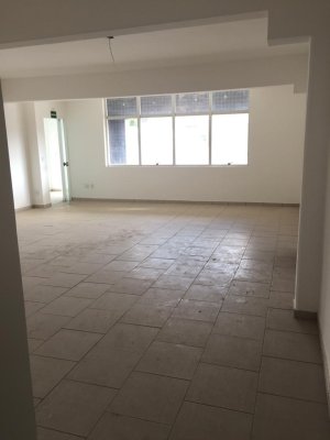 Galpão com 1.300m² no bairro Sarandi em Porto Alegre para Alugar