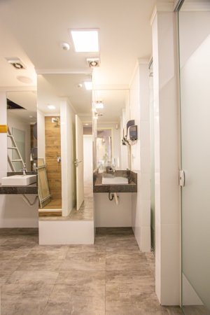 Loja com 430m² no bairro Mont Serrat em Porto Alegre para Alugar