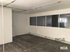 Loja com 127m² no bairro Cidade Baixa em Porto Alegre para Alugar