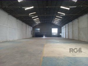 Galpão com 2.700m² no bairro Navegantes em Porto Alegre para Alugar
