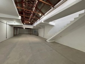 Galpão com 600m² no bairro São Geraldo em Porto Alegre para Alugar