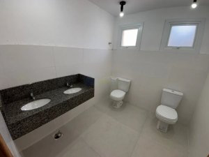 Galpão com 600m² no bairro São Geraldo em Porto Alegre para Alugar