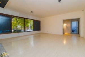 Casa com 232m², 3 dormitórios no bairro Três Figueiras em Porto Alegre para Alugar