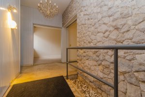 Casa com 232m², 3 dormitórios no bairro Três Figueiras em Porto Alegre para Alugar