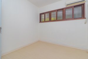 Casa com 232m², 3 dormitórios no bairro Três Figueiras em Porto Alegre para Alugar