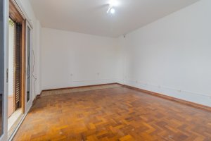 Casa com 232m², 3 dormitórios no bairro Três Figueiras em Porto Alegre para Alugar