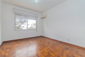 Casa com 232m², 3 dormitórios no bairro Três Figueiras em Porto Alegre para Alugar