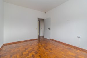 Casa com 232m², 3 dormitórios no bairro Três Figueiras em Porto Alegre para Alugar