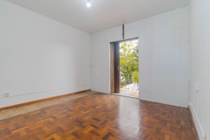Casa com 232m², 3 dormitórios no bairro Três Figueiras em Porto Alegre para Alugar