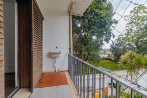 Casa com 232m², 3 dormitórios no bairro Três Figueiras em Porto Alegre para Alugar