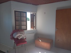 Casa com 250m², 5 dormitórios no bairro Chácara das Pedras em Porto Alegre para Alugar